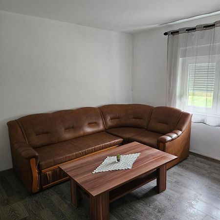Apartman Mile - Holiday House Smoljanac Exterior foto