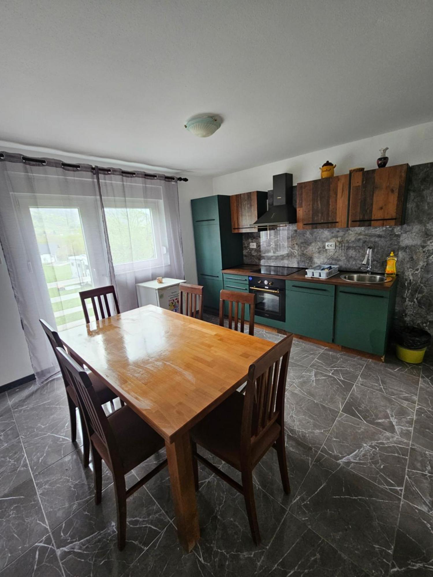 Apartman Mile - Holiday House Smoljanac Exterior foto